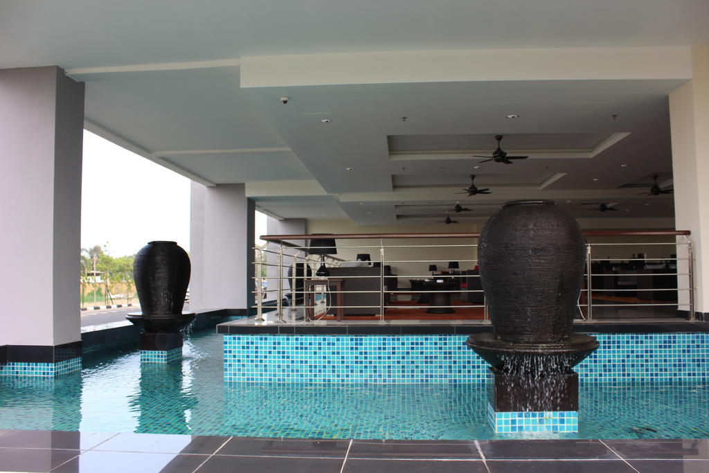 Raia Hotel & Convention Centre Terengganu Kuala Terengganu Eksteriør bilde