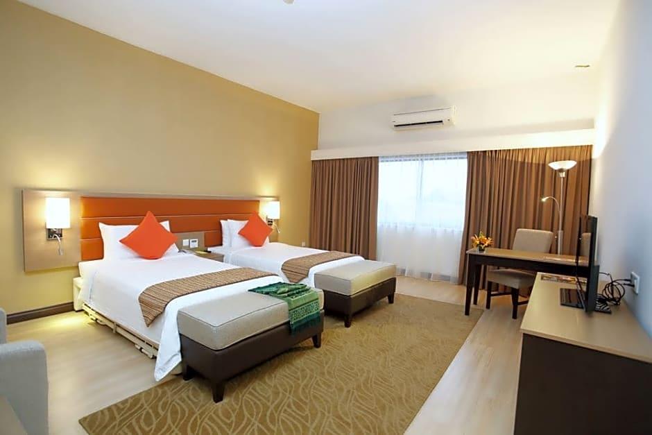 Raia Hotel & Convention Centre Terengganu Kuala Terengganu Eksteriør bilde