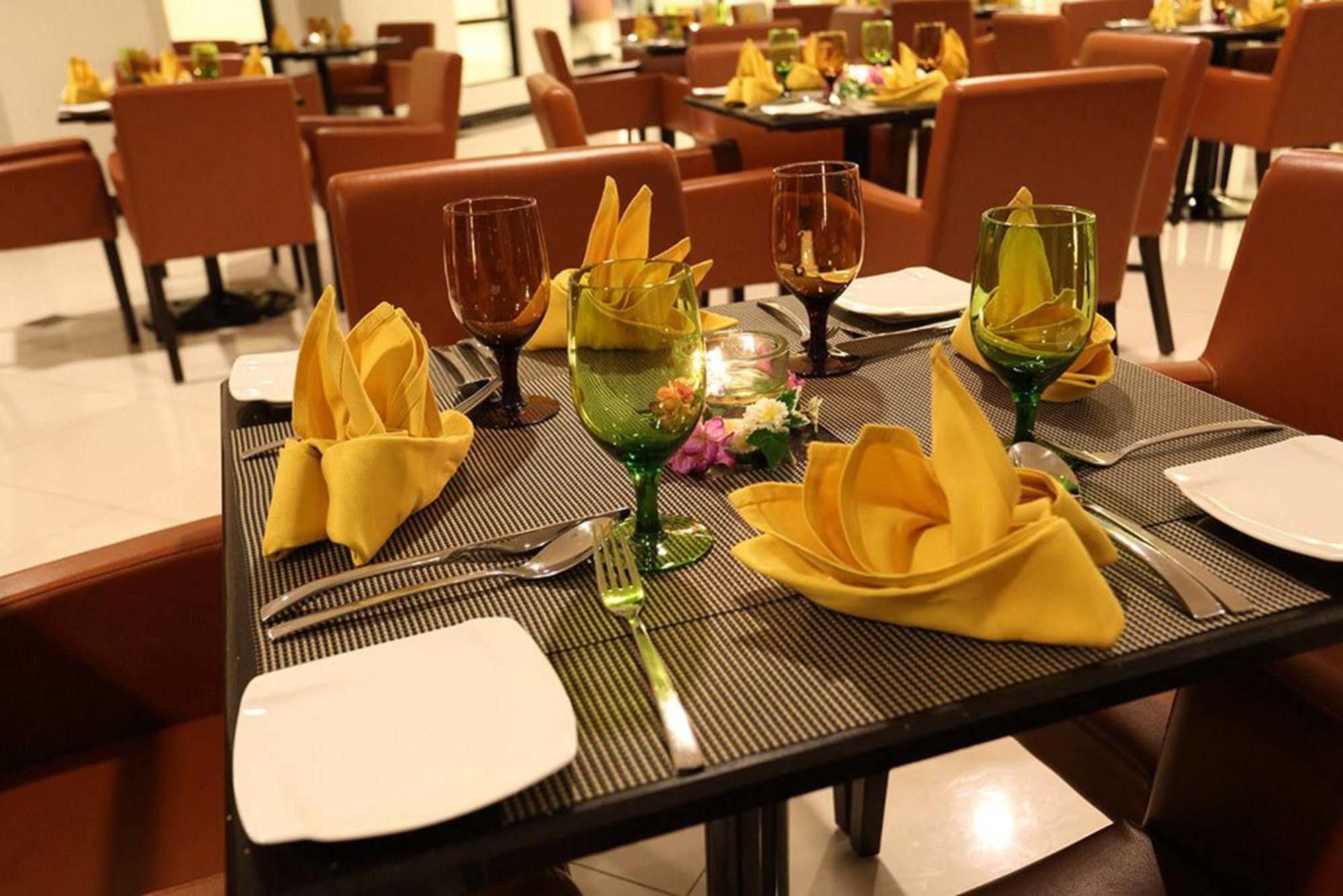 Raia Hotel & Convention Centre Terengganu Kuala Terengganu Eksteriør bilde
